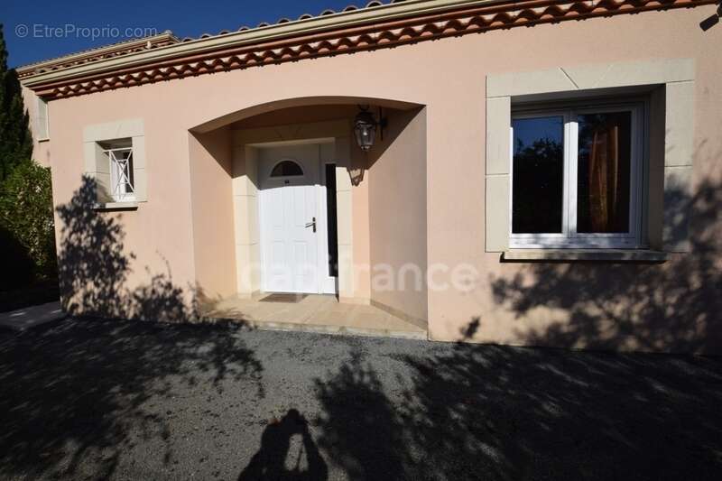 Propriété au calme - 5 chambres - T3 attenant - garage XXL - piscine - à MARMANDE (47) - photo 10