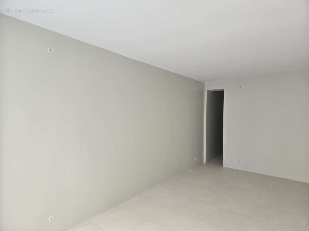 Commerce à PARIS-12E