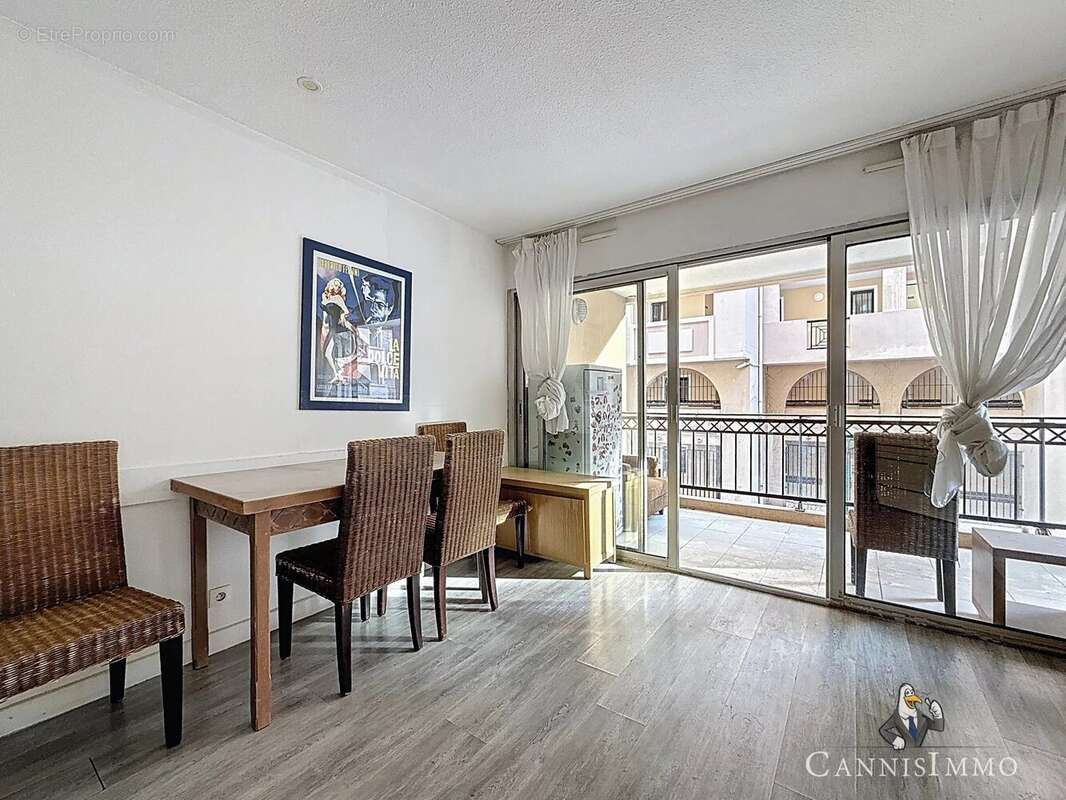 Appartement à CANNES