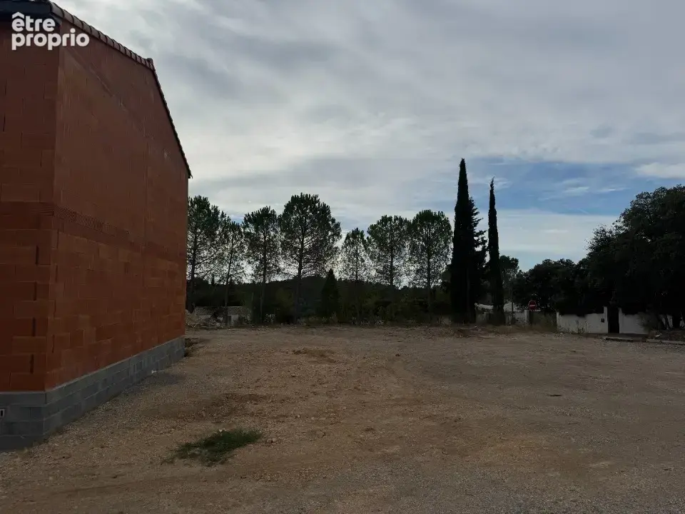 Terrain à COMBAILLAUX