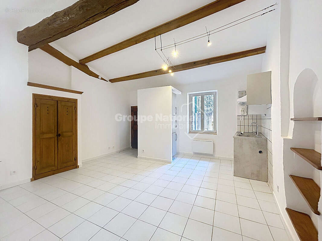 Appartement Courthezon 2 pièce(s) 37.75 m2 loi carrez une chambre - photo 2