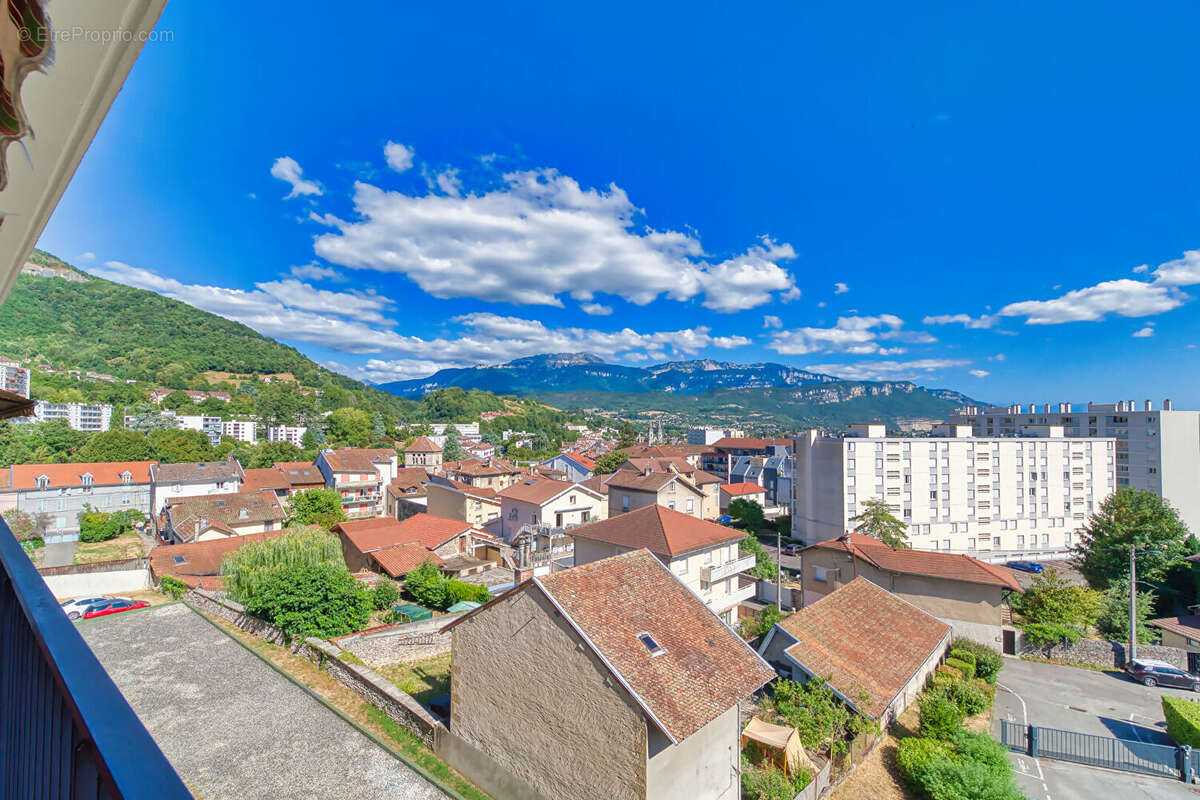 Appartement 82m² avec vue panoramique sur les montagnes ? Garage inclus - photo 3