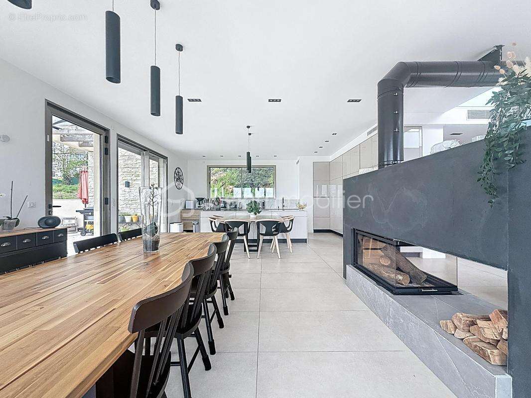 Maison à CARRIERES-SUR-SEINE