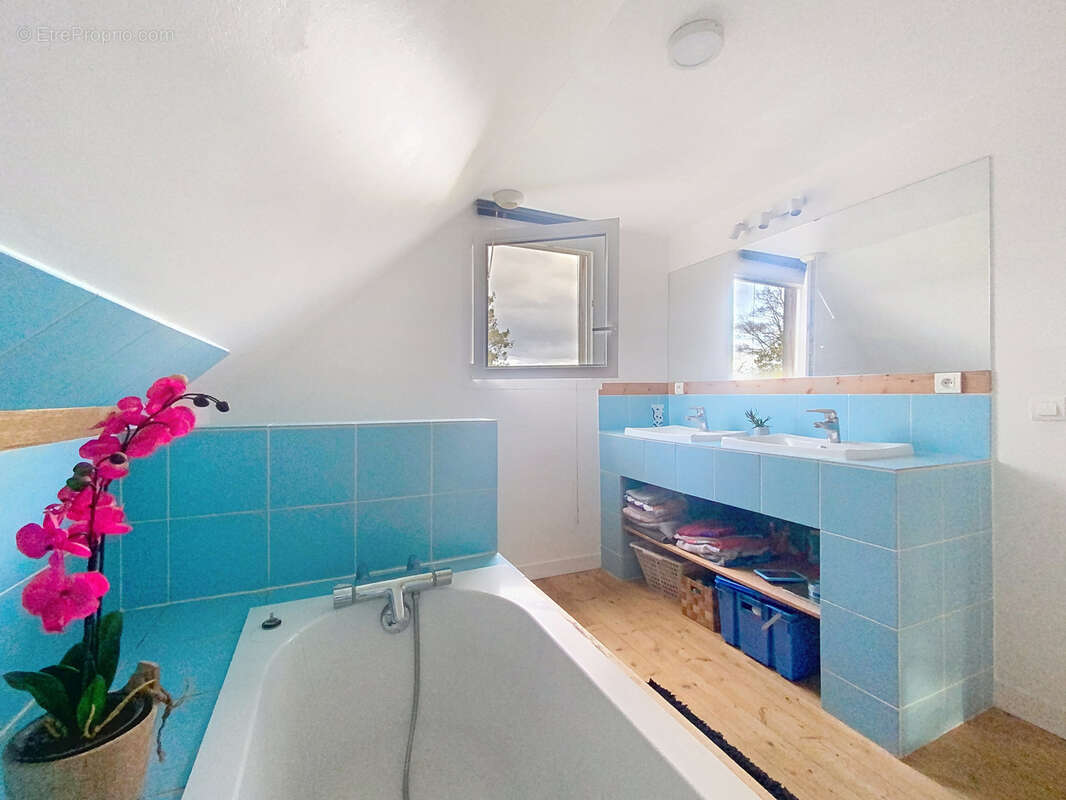 Maison à SAINT-JEAN-DES-CHAMPS