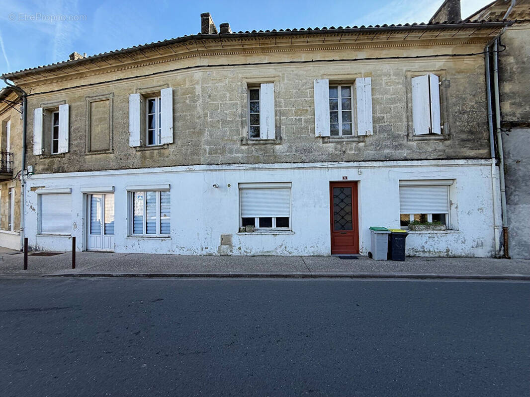 Maison à SAINT-EMILION