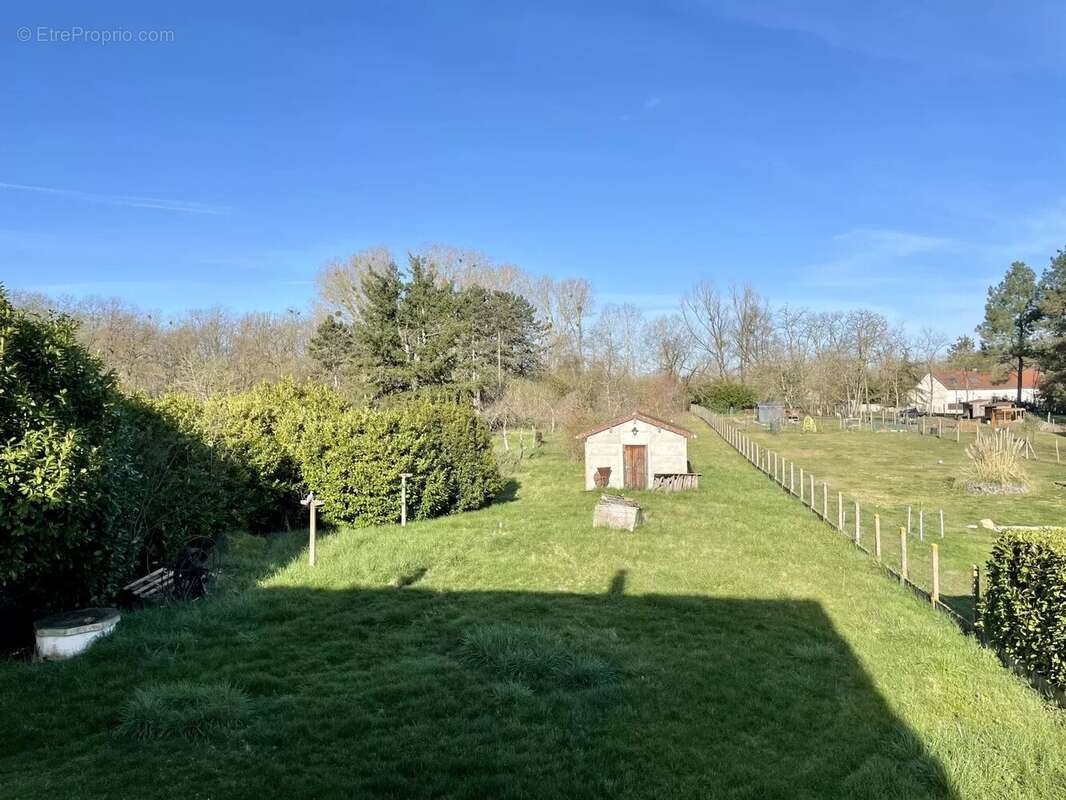 Maison à VILLEDIEU-SUR-INDRE
