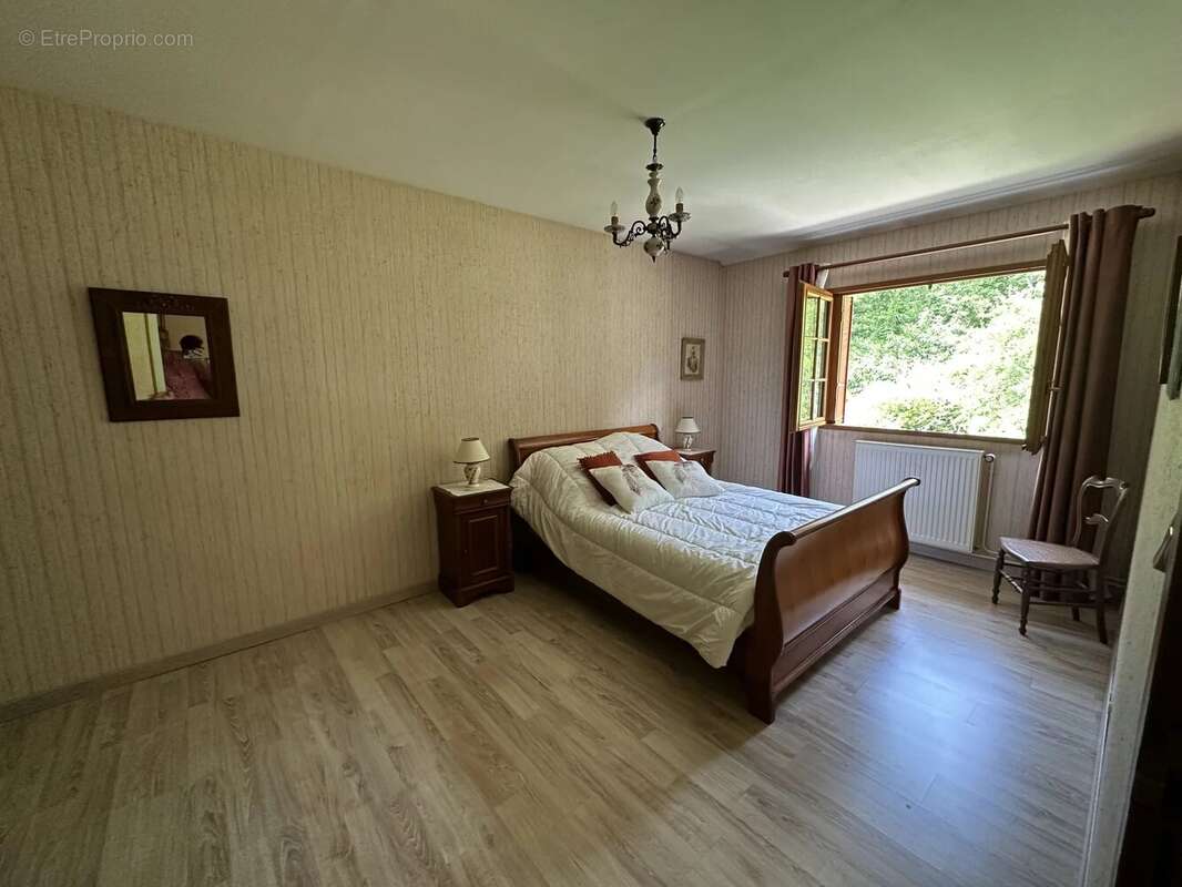 Maison à CHAMPHOL