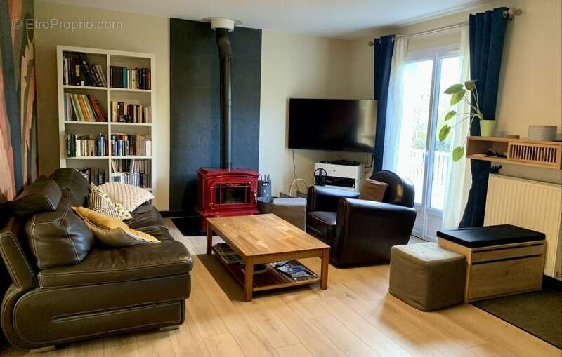 Maison familiale 4 chambres, 1 bureau, jardin et garage - photo 4