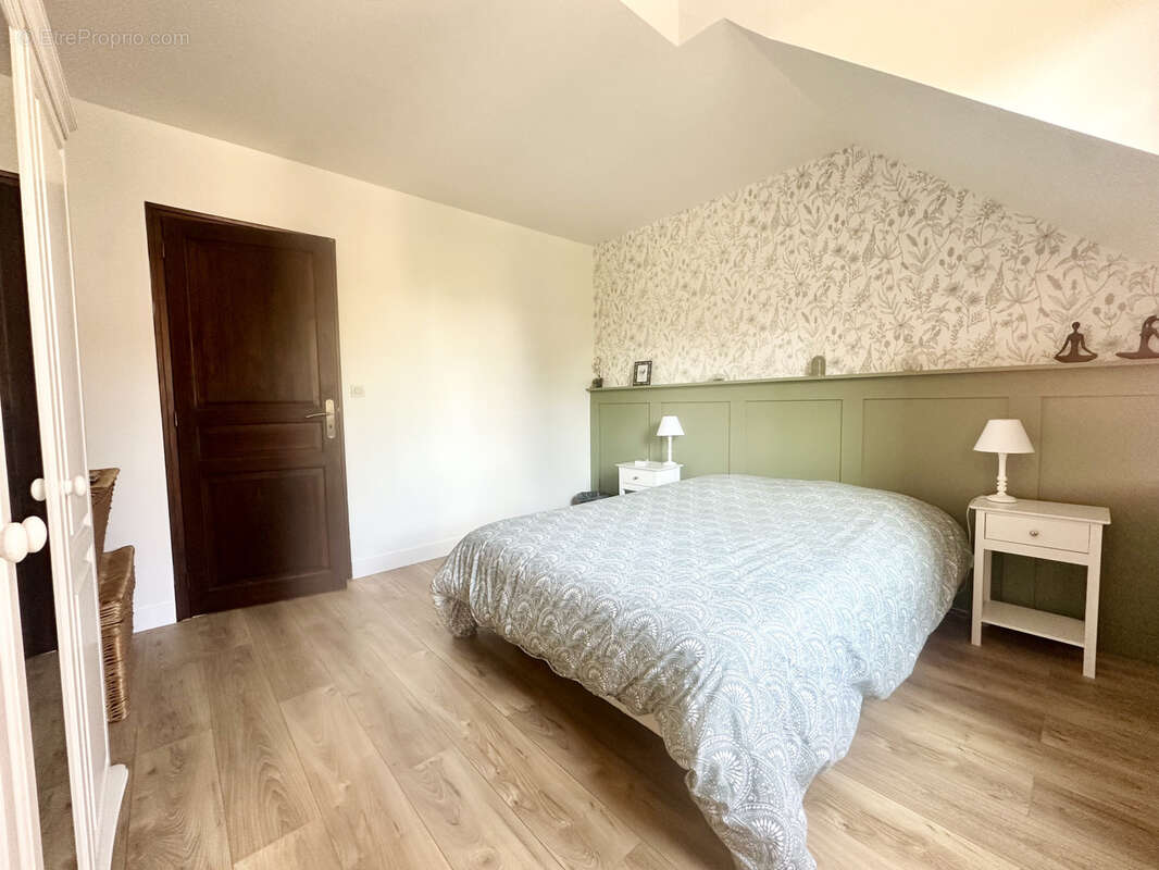 Maison à LIVERDY-EN-BRIE