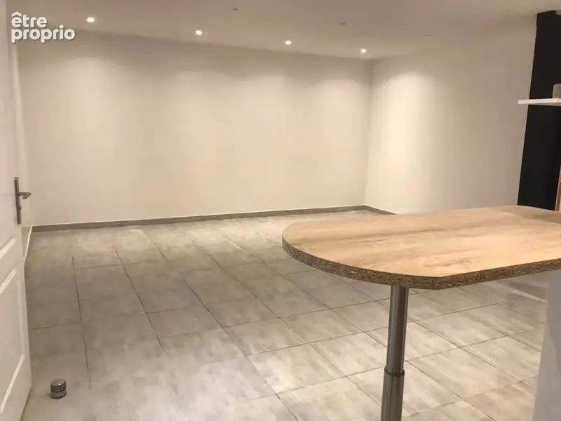 A VENDRE Local d'activité de 365 m² env. à NANTES EST - photo 4