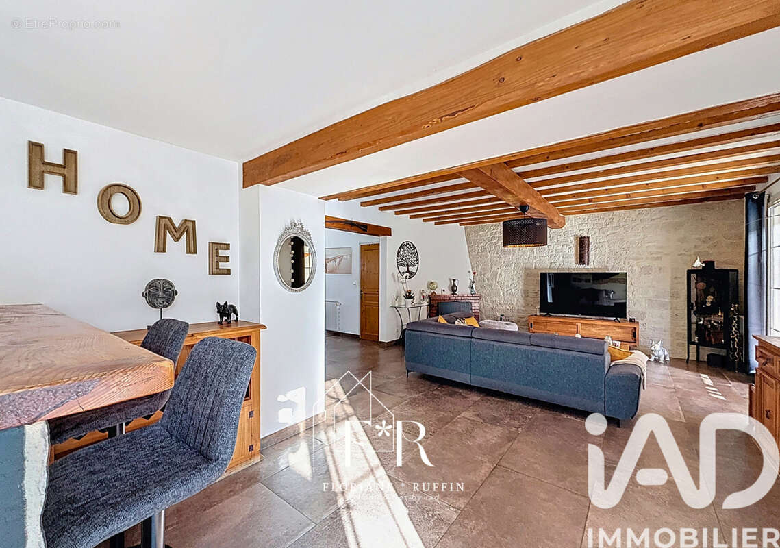 Photo 3 - Maison à MORIERES-LES-AVIGNON