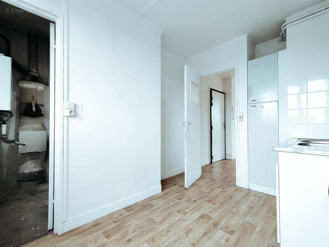 Appartement à LAMORLAYE