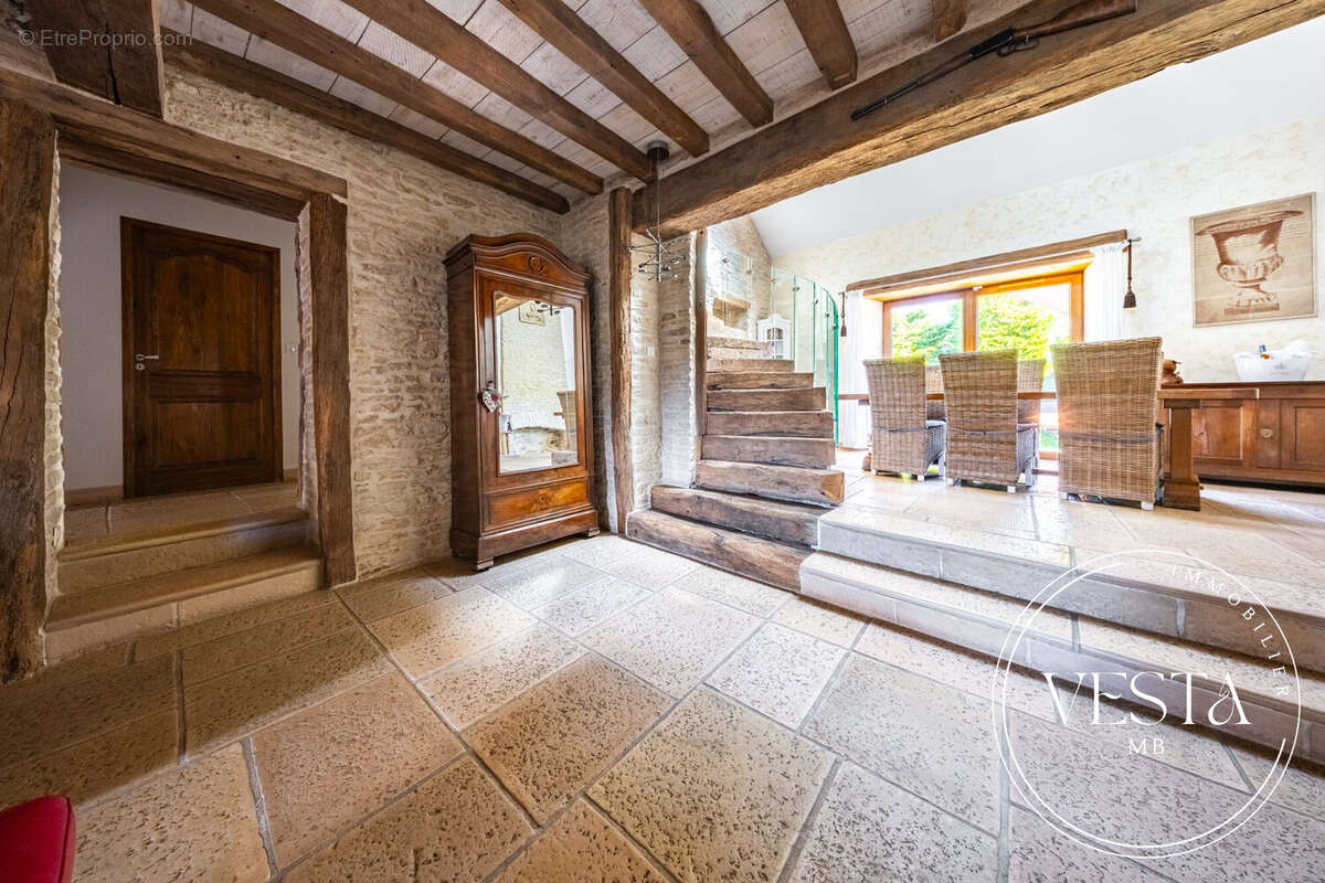 Maison à AHUY