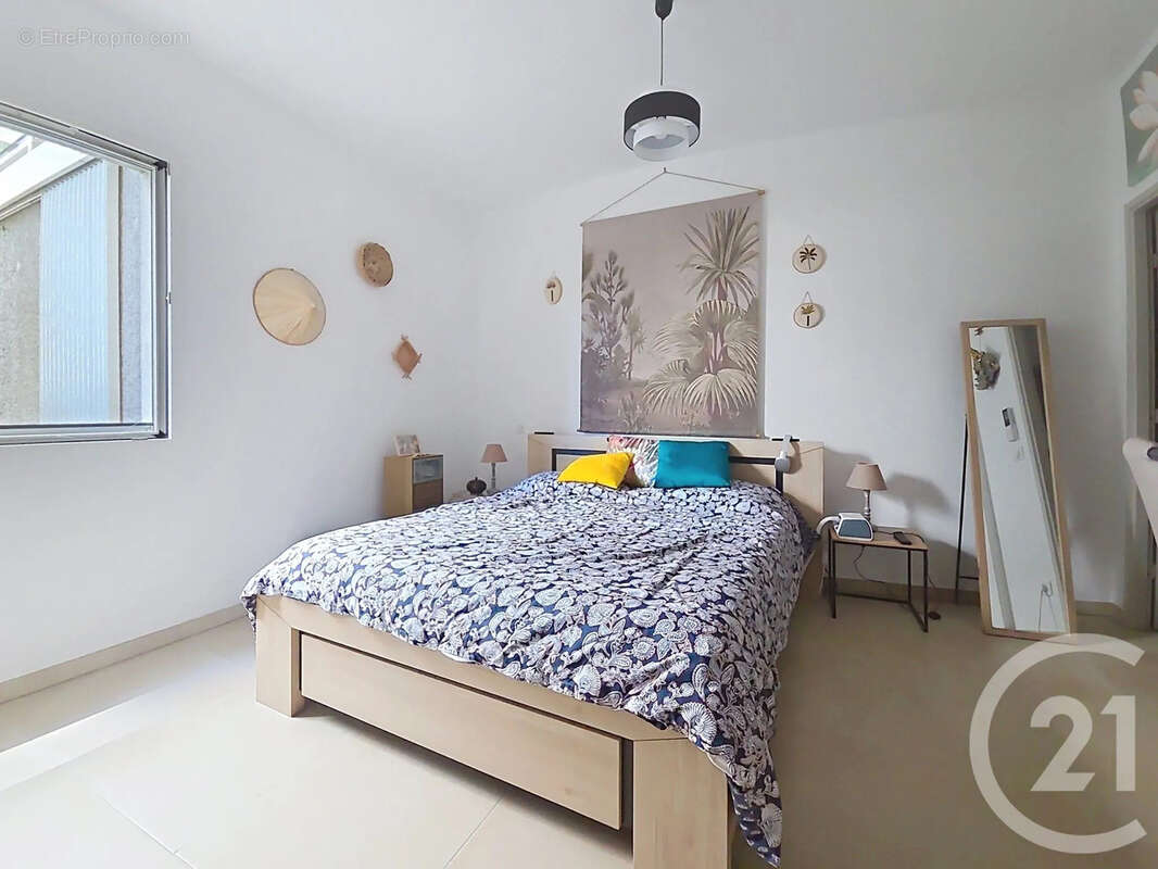 Appartement 75 m² à Sete  - photo 8