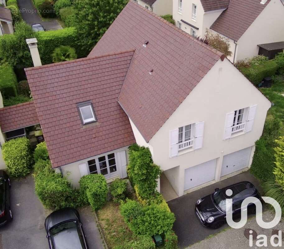 Photo 2 - Maison à BUSSY-SAINT-GEORGES