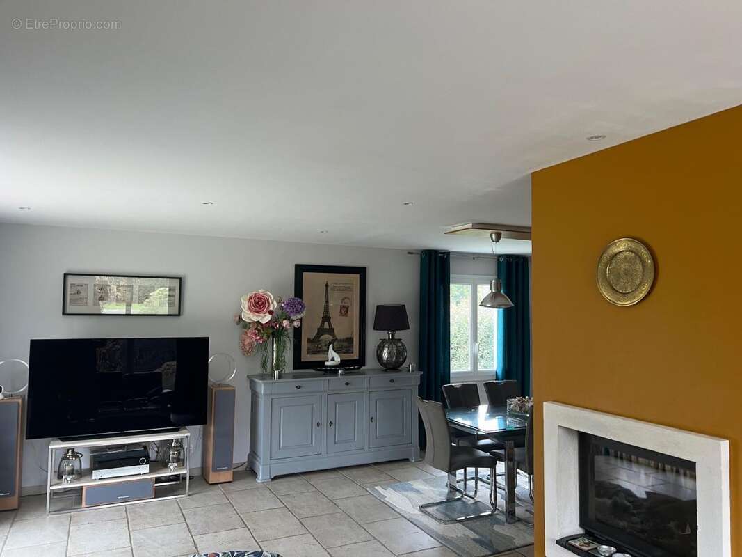 Maison 162 m² à Saint-Ouen-Du-Mesnil-Oger  - photo 3
