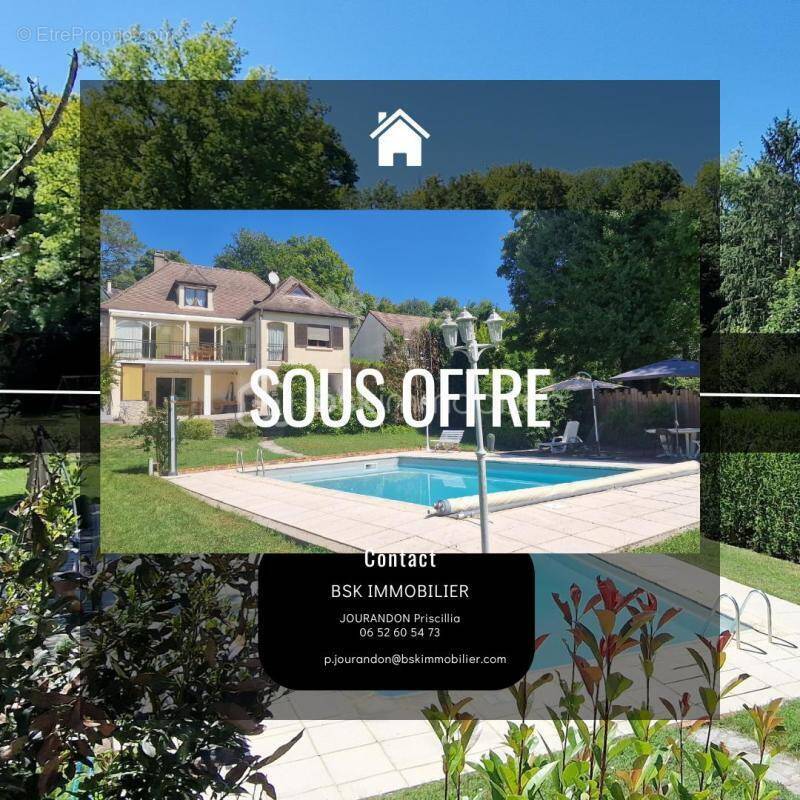 Maison à FONTAINE-LE-PORT