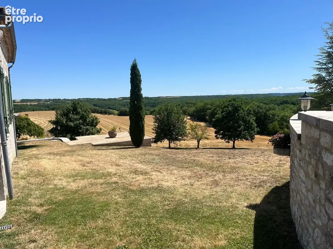 Très belle propriété à vendre dans le sud du Lot sur les hauteurs avec une superbe vue - photo 39