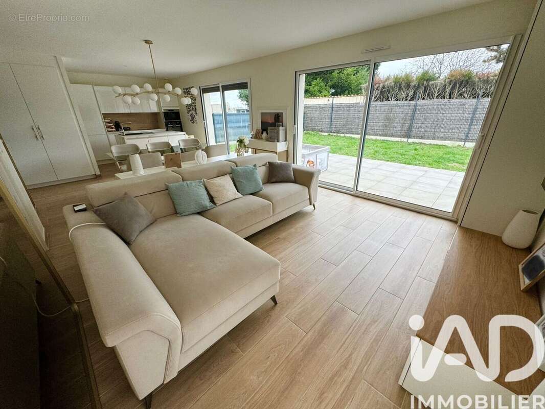 Photo 8 - Maison à SANDILLON