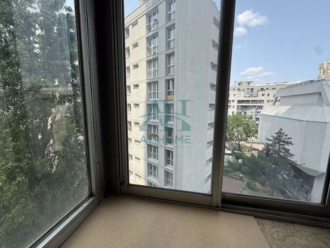 Appartement à PARIS-19E