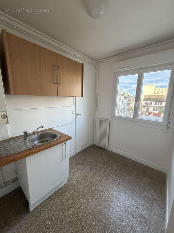 Appartement à HOUILLES