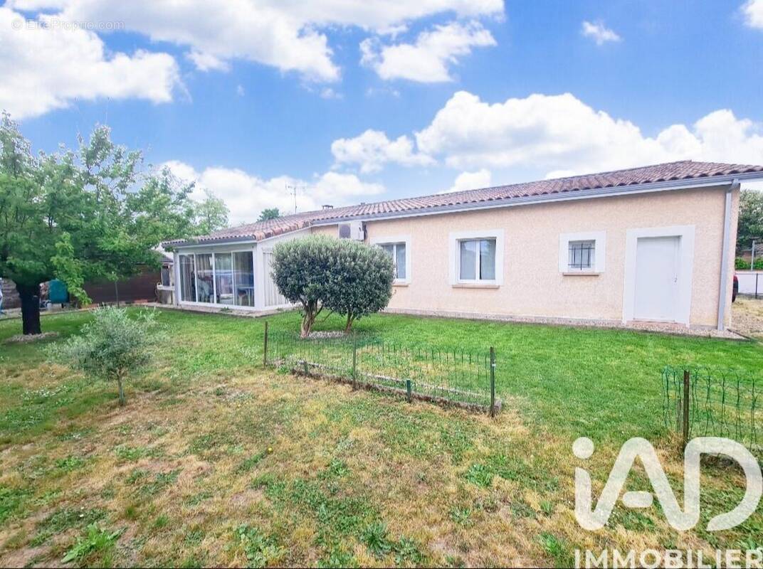 Photo 1 - Maison à CASTELSARRASIN