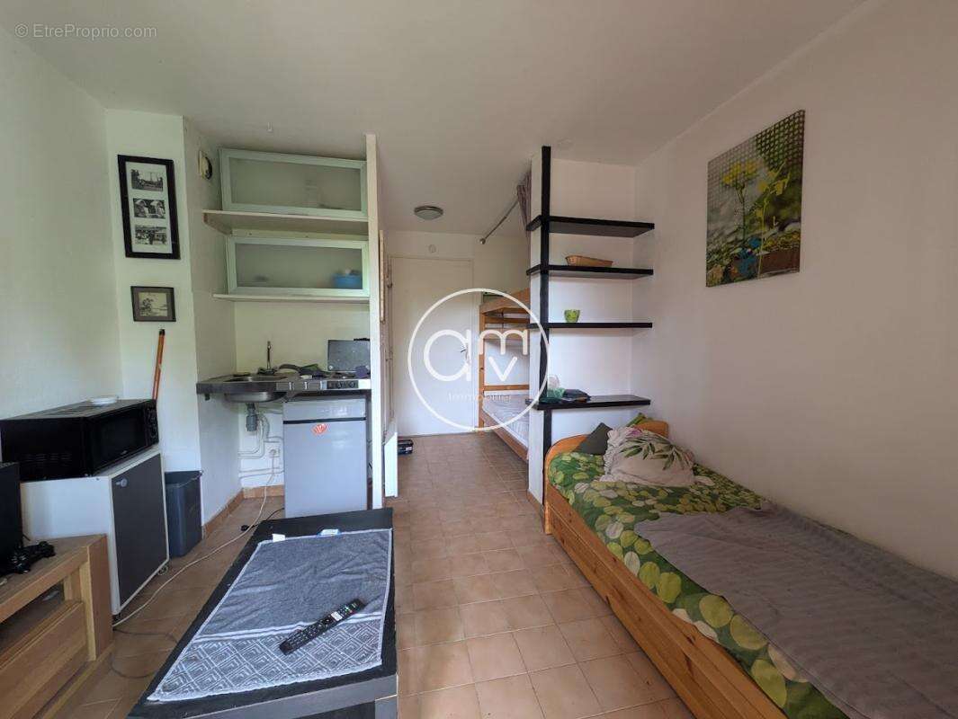 Appartement à LA LONDE-LES-MAURES