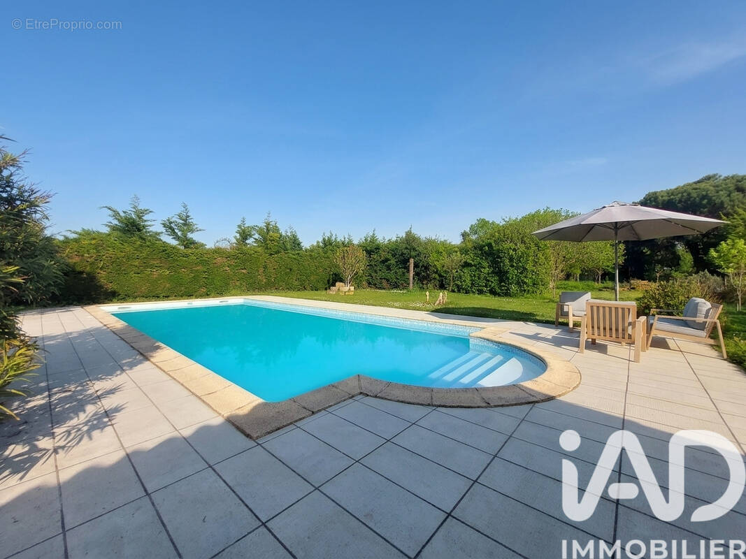 Photo 1 - Maison à COUTRAS