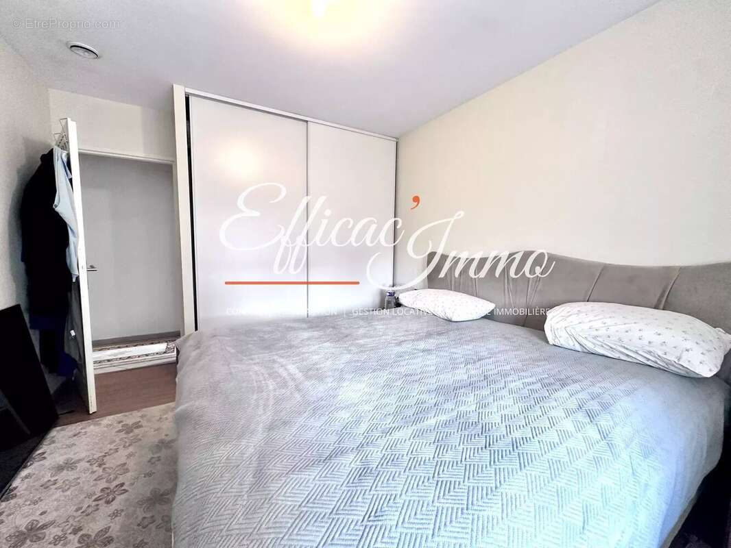 Appartement t4 de 97,06 m² – balcon – box privatif - photo 7