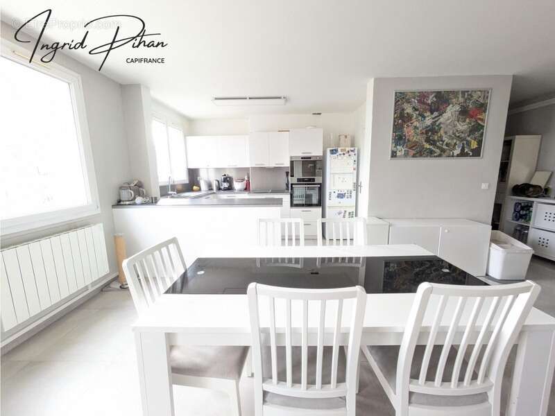 Appartement à COLOMBES