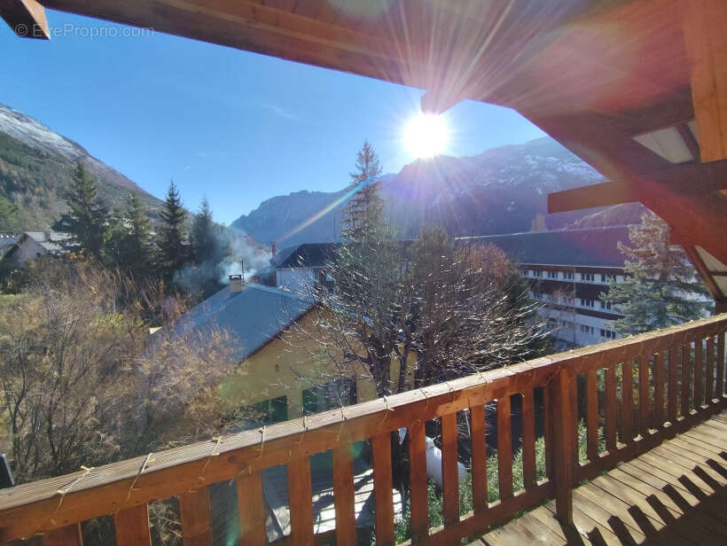 Appartement à L'ARGENTIERE-LA-BESSEE
