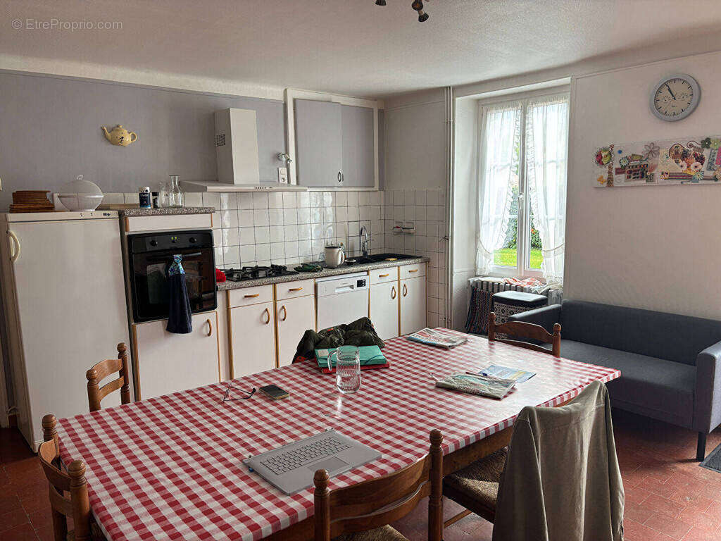 Maison à VILLEDIEU-SUR-INDRE