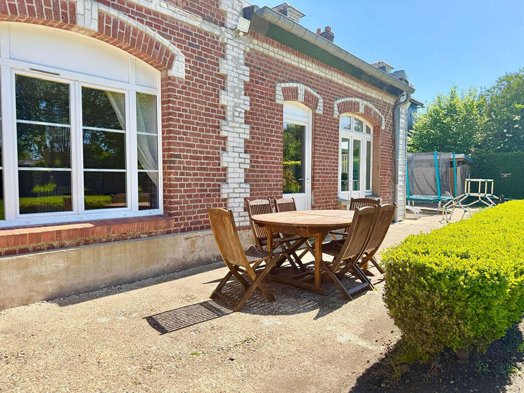Maison à GRANDVILLIERS