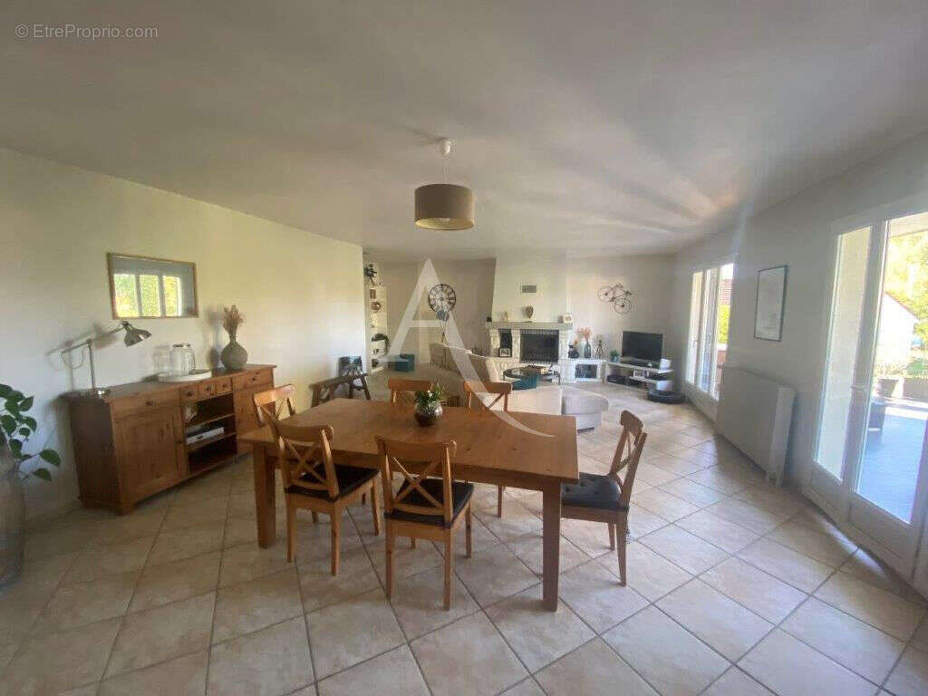 Maison à CHILLEURS-AUX-BOIS