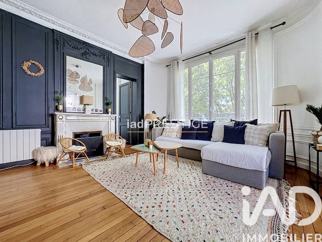 Photo 1 - Appartement à SURESNES