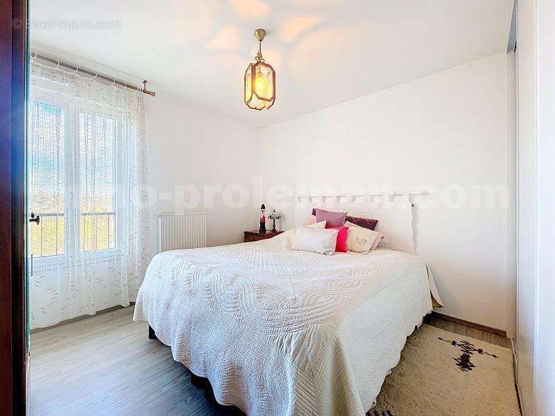 Appartement_T4_Ville_la_grand_Genève_Ceva_tram_Suisse__attique_famille_séjour_salle_a_manger_salon_cuisine_ouverte_chambre_salle_de_bain_terrasse_ - Appartement à VILLE-LA-GRAND