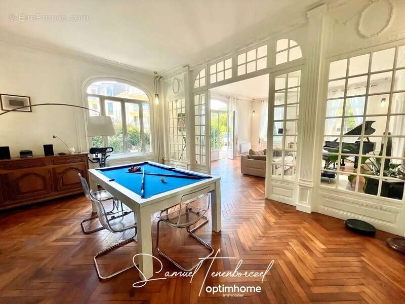 Appartement à MALAUNAY