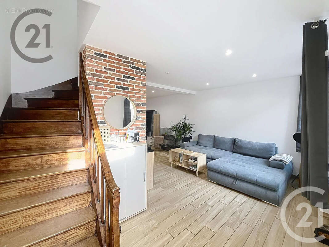 Maison 71 m² à Maligny  - photo 4
