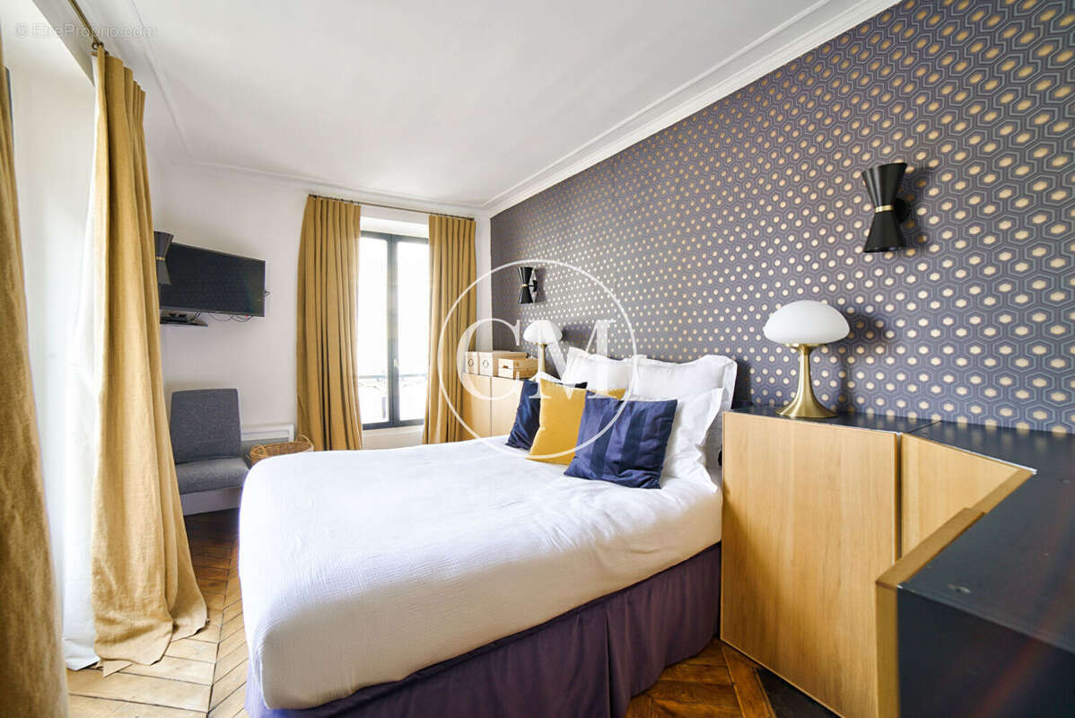 Appartement à VERSAILLES