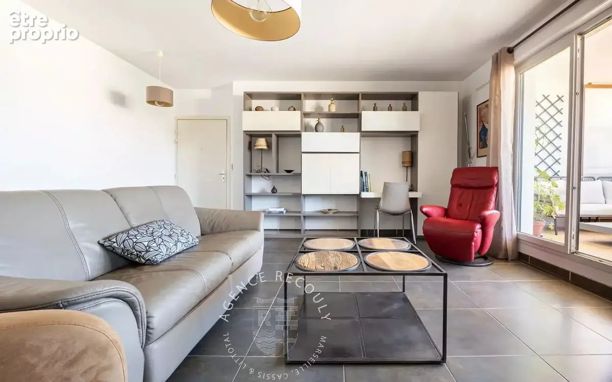 Appartement t4 avec terrasse - les catalans 13007 marseille - photo 5