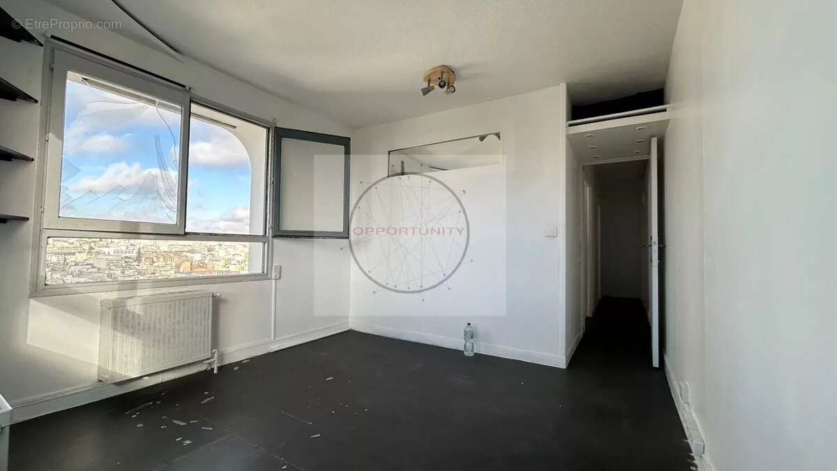 Appartement à PARIS-20E