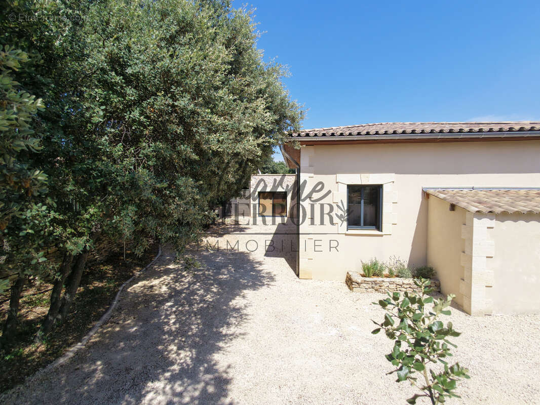Maison à UZES