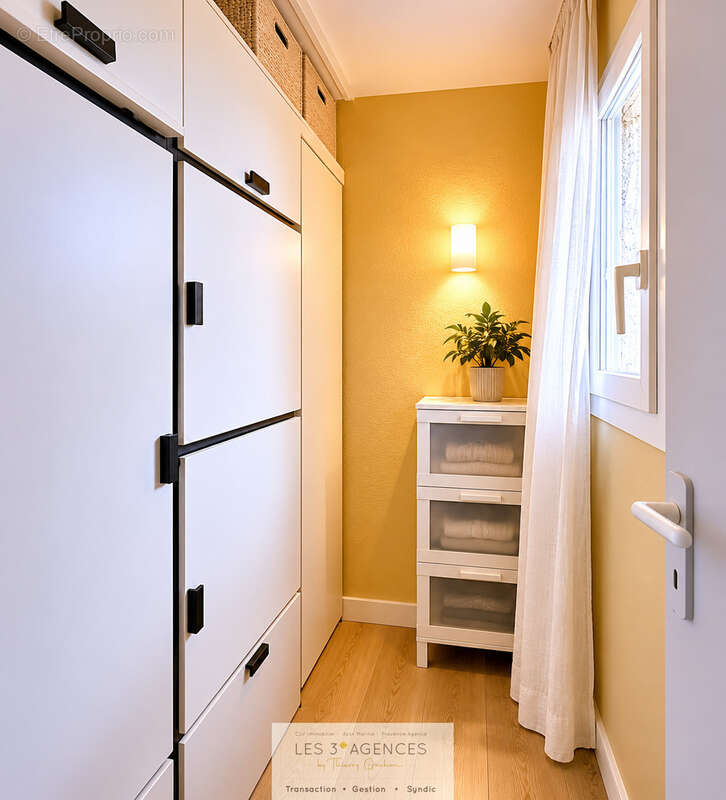 Appartement à GASSIN