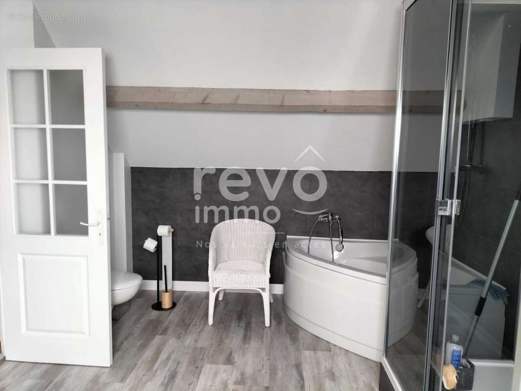 Maison à SAINT-BARTHELEMY-D&#039;ANJOU