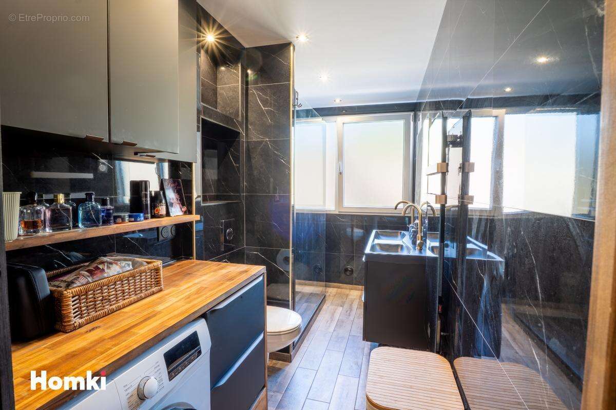Appartement T3 de 54 m² à Mandelieu-la-Napoule 06210, Avenue Janvier Passero - photo 9