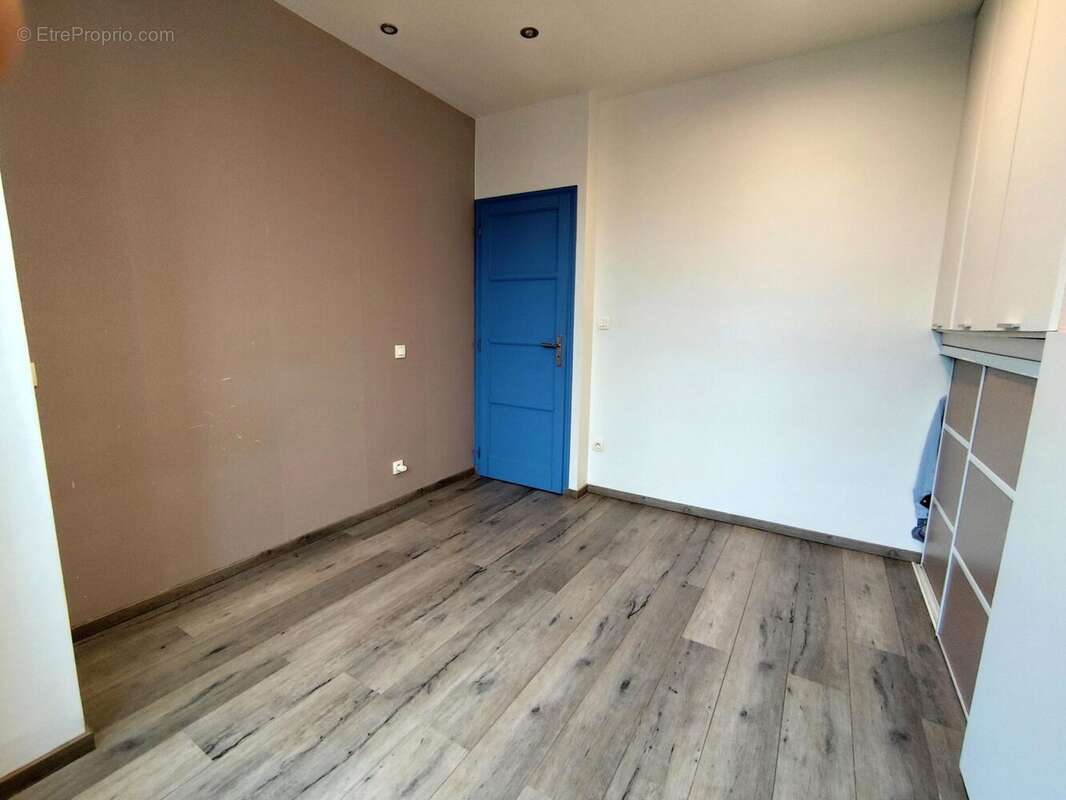 Appartement à MAISONS-ALFORT