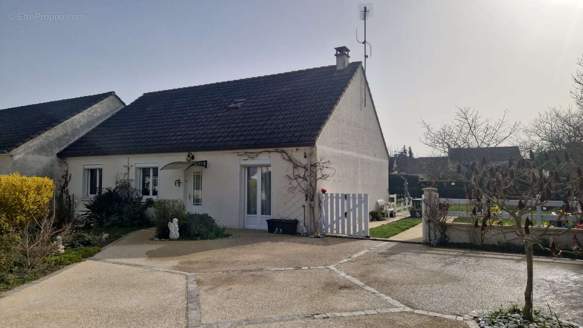 Maison à BRAY-SUR-SEINE