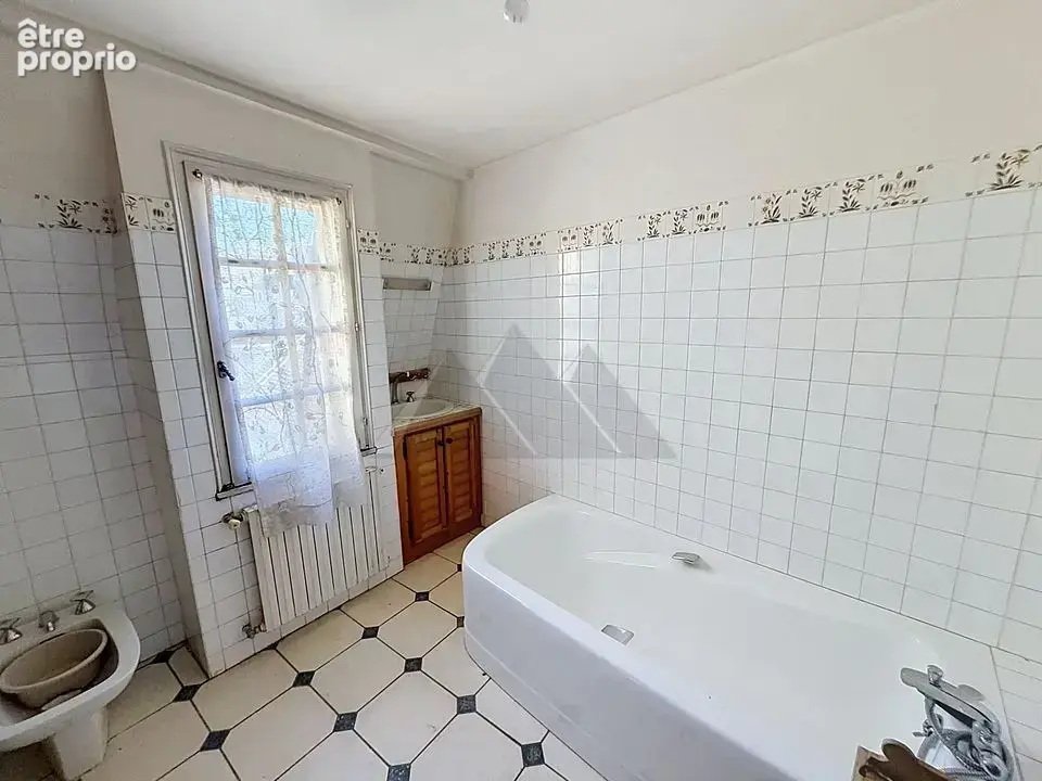 A vendre maison et local commercial avec exterieur centre ville quimper historique - photo 15