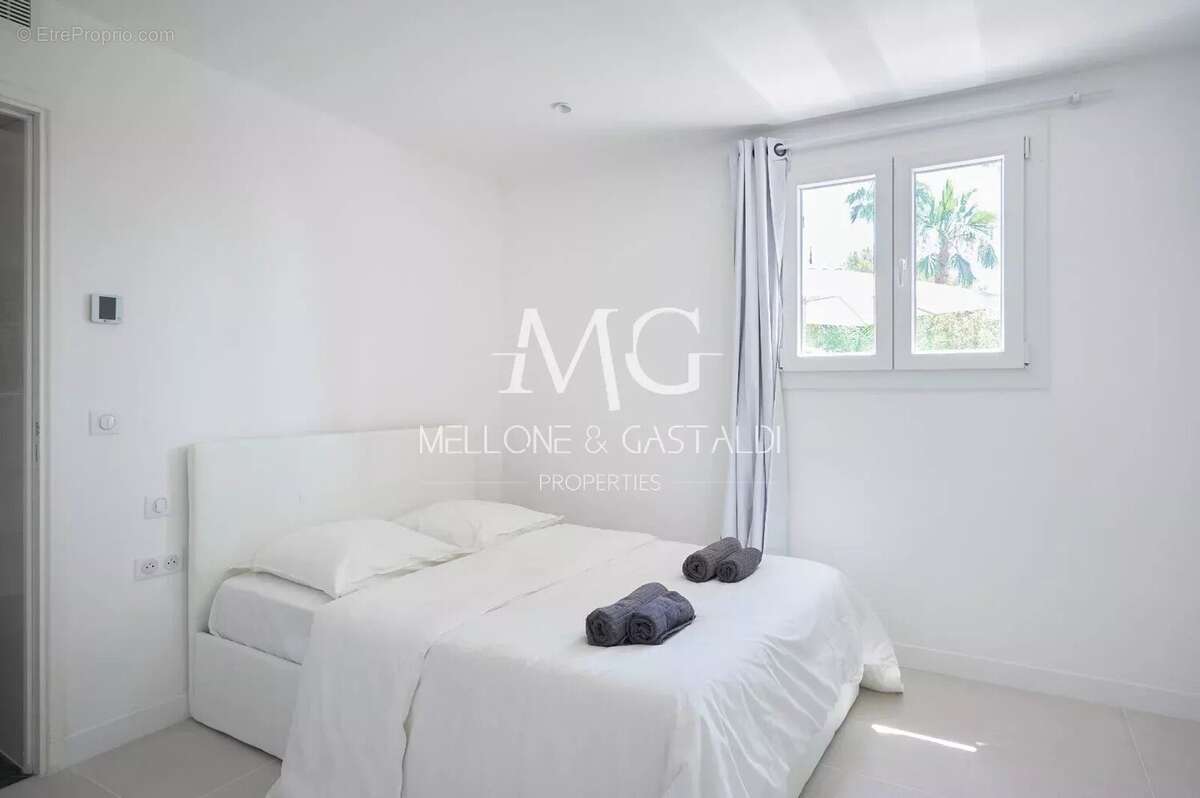 Maison à MOUGINS