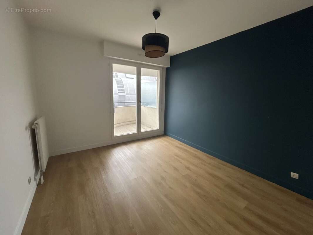 Appartement à MONTIGNY-LE-BRETONNEUX